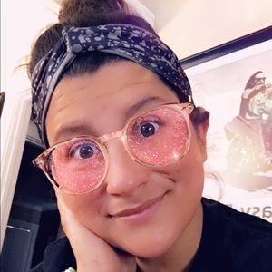 Meet your Posher, Yesenia